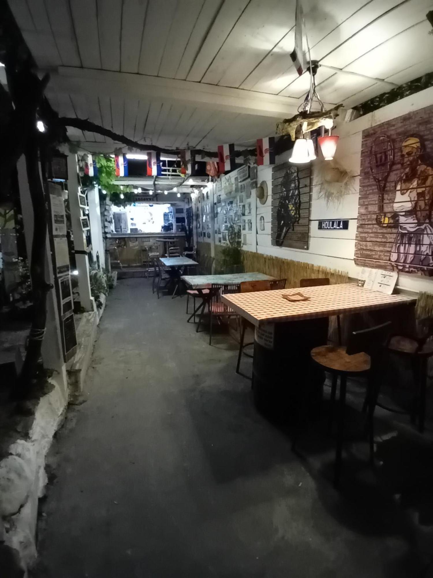 Houlala - Relais D'Etape - Chambres D'Hotes Pont-Eveque Eksteriør billede
